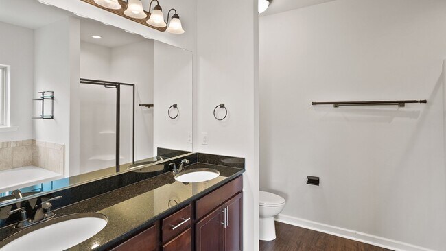 Photo - LSU Tigers—Your Off-Campus Spot is Here!