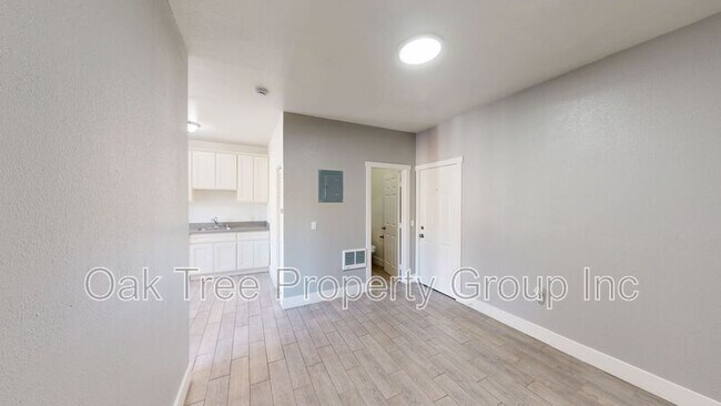 Photo - 2697 Havenscourt Blvd