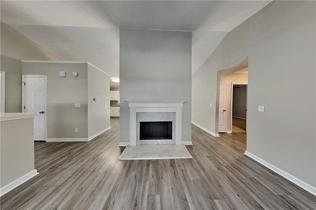 Photo - 4687 Eucalyptus Way