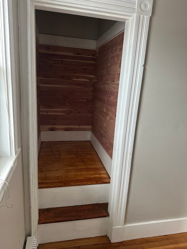 Photo - 17 Edmands St Unit Edmands top floor