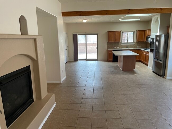 931 Desert Willow Ct