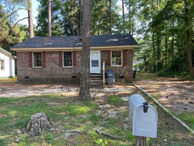 Building Photo - 1705 Fountain St