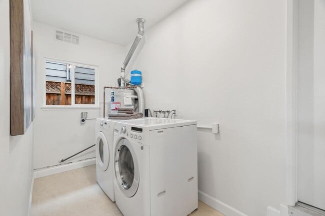 Photo - 1106 Viscaino Ave