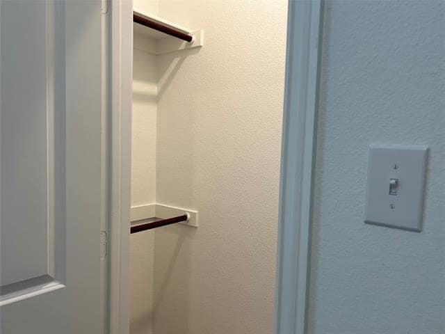 Photo - 5484 Montrose Dr