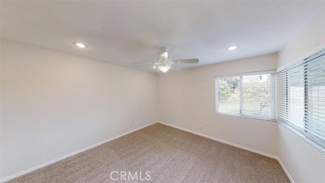 Photo - 239 Albert Pl