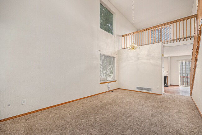 Photo - 1150 S Chester St