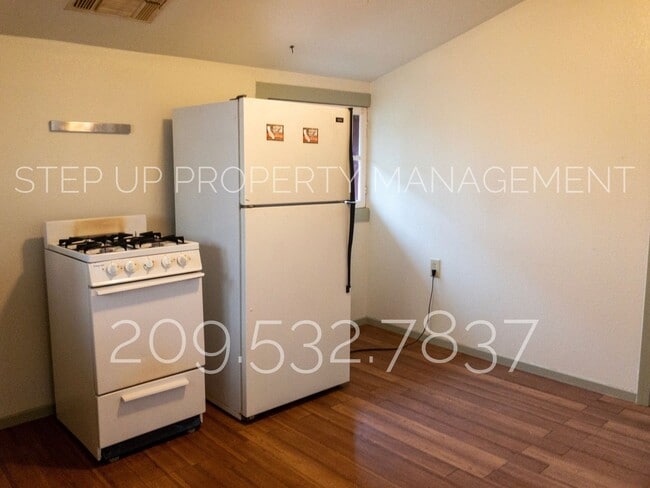 Photo - Charming 1 Bedroom 1 Bath Cottage In Downtown Sonora!!!!!