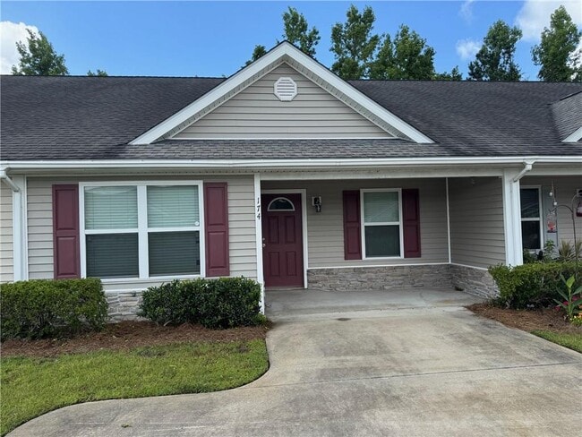 Photo - 174 Joshua Cir Townhome