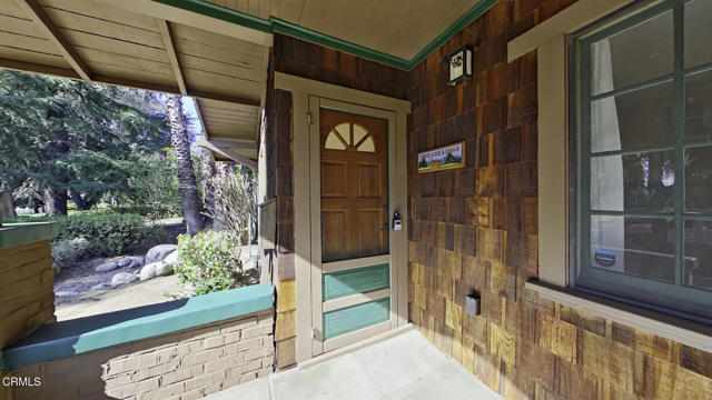 Photo - 1915 Las Lunas St