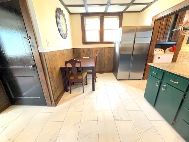 Photo - 1209 Windsor Ave