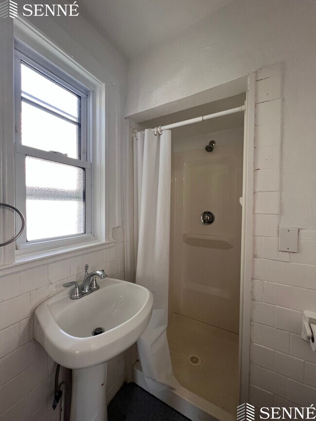 Photo - 53 Market St Apartments Unit 3