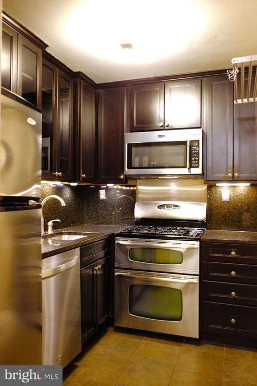 Photo - 801 N Pitt St Unidad 702