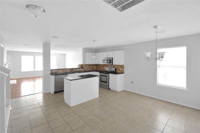Photo - 2905 Frontier Ln