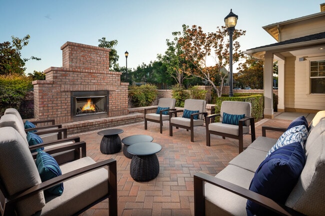 Coventry Court Luxury Senior apartments — community photo - Coventry Court Luxury Senior