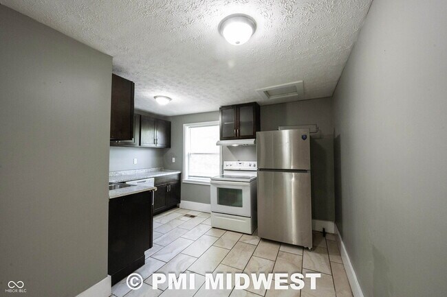 Photo - 2201 E New York St Unit A