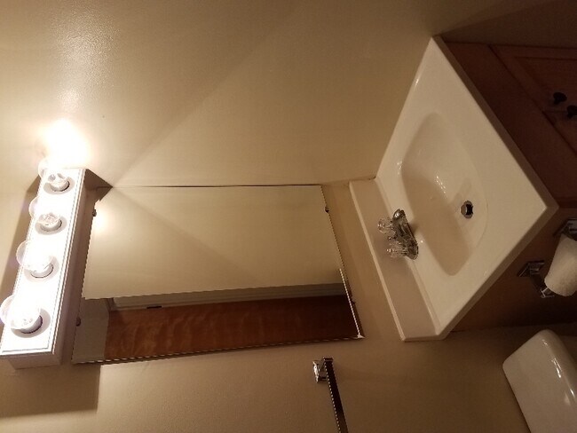 Photo - 500 S Depeyster St