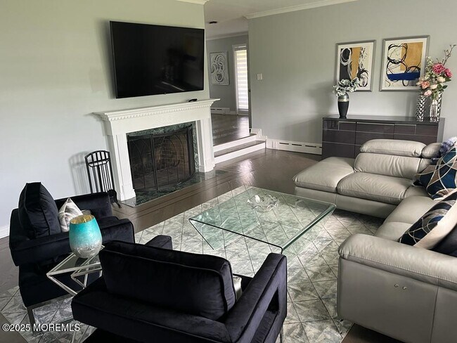 Photo - 111 Sheridan Ave