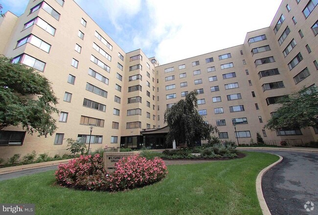Building Photo - 3701 Connecticut Ave NW Unit 721 Rental