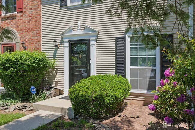 79 Chelsea Ct