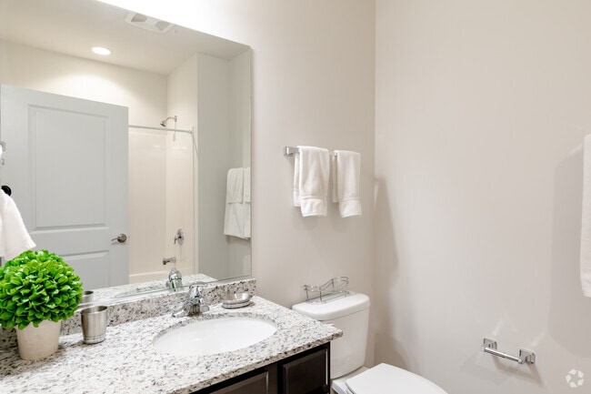 1BR, 1BA - Bathroom - Reserve at Prairie Centre