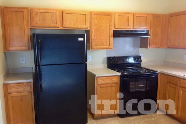 Photo - 516 Lightspun Ln