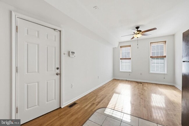 Building Photo - 420 Conarroe St
