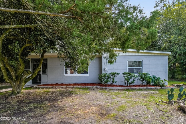 Building Photo - 3112 Hartridge St Rental