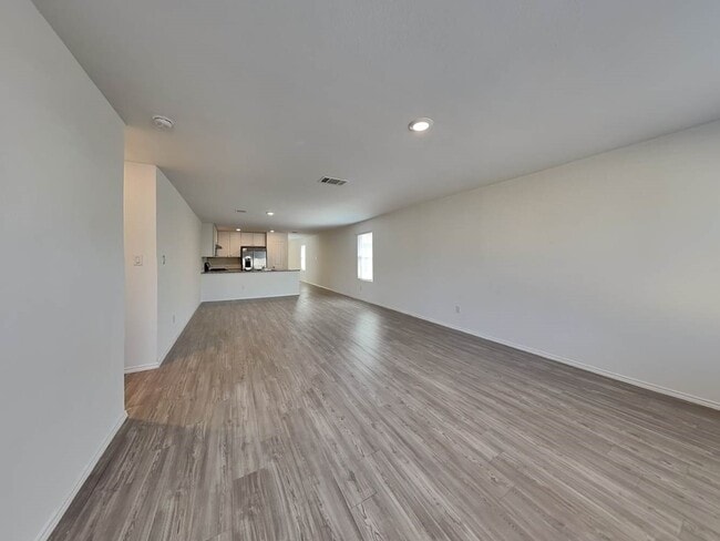Photo - 10515 McClintock Dr