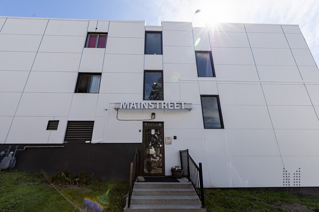 Photo - Grapes Manor