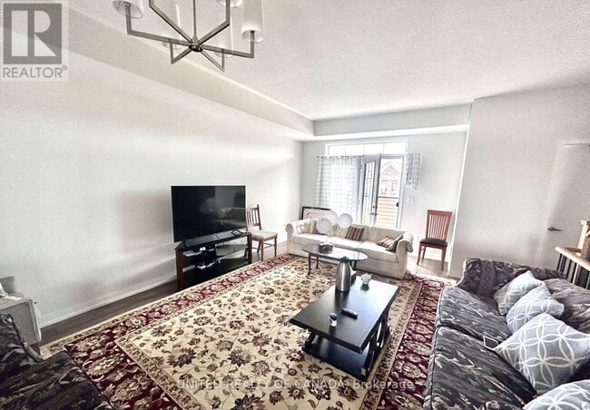 Photo - 167 Harding Park St