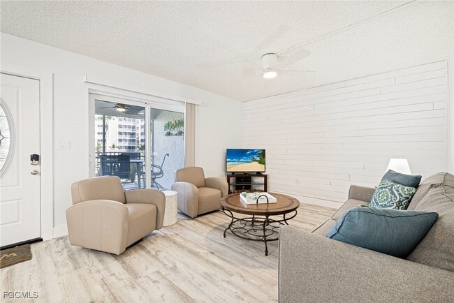 Photo - 25740 Hickory Blvd Unidad 246