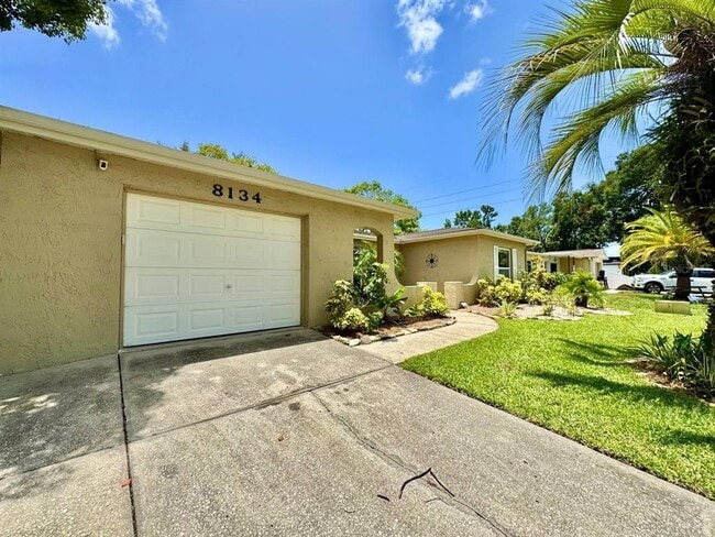 Photo - 8134 Winthrop Dr