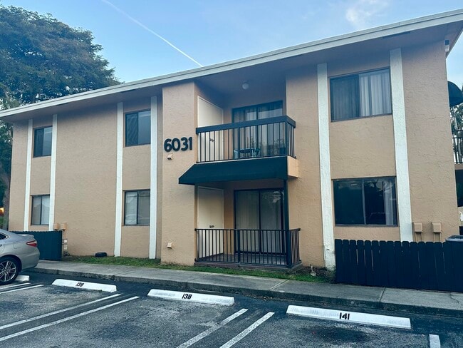Building Photo - 6031 10th Ave N Unit 219