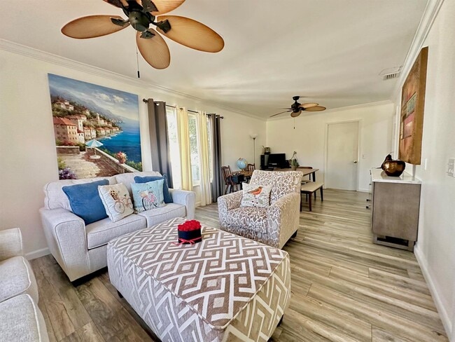 Photo - 13619 57th Pl N