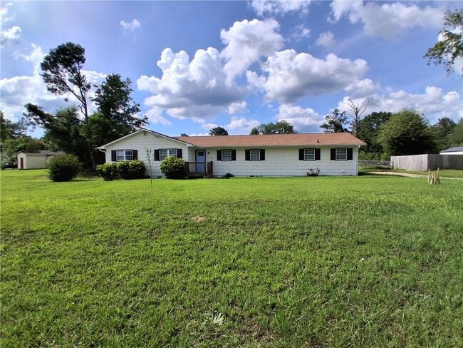 Photo - 2275 Briarwood Dr SW