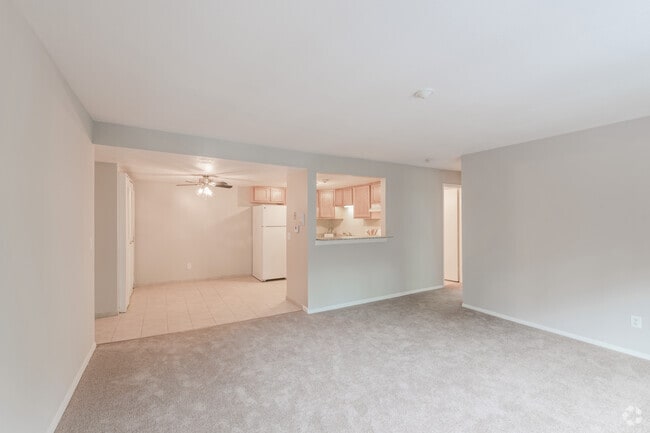 2 BR, 1 BA