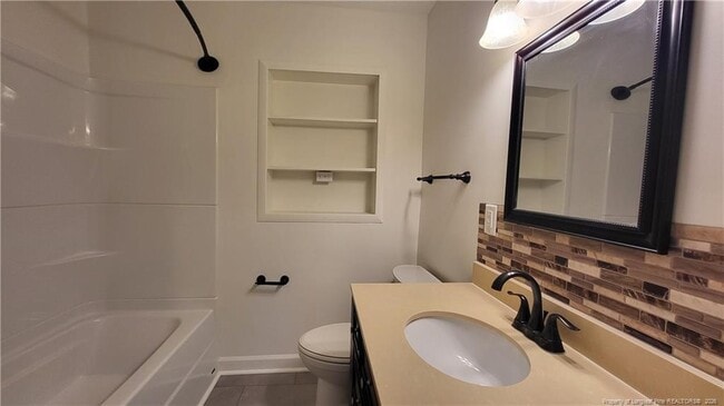 Photo - 304 W 16th St