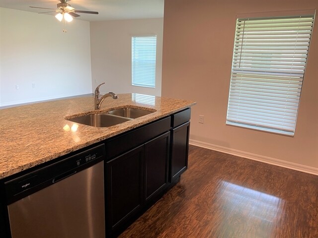 Photo - 1116 Brenton Leaf Dr