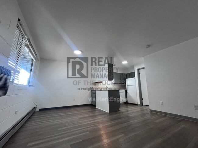 Photo - 713 N Garfield Ave Unit C2