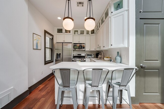 Photo - 245 Ogden Ave. Unit 1