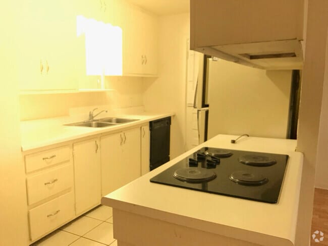 Building Photo - 4418 29th St Unit A Rental