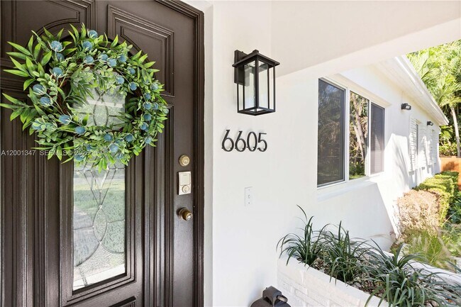 Photo - 6605 SW 61st St