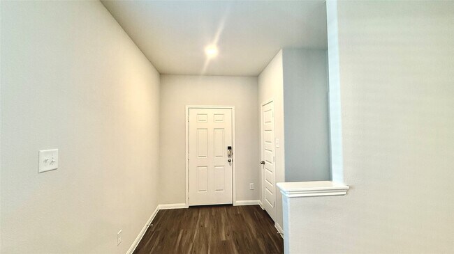 Photo - 2340 Mooneye Ct