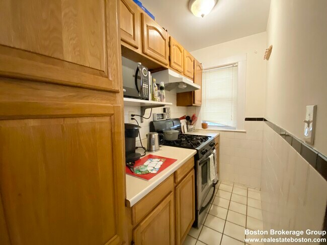 Photo - 11 Romsey St Unit 2