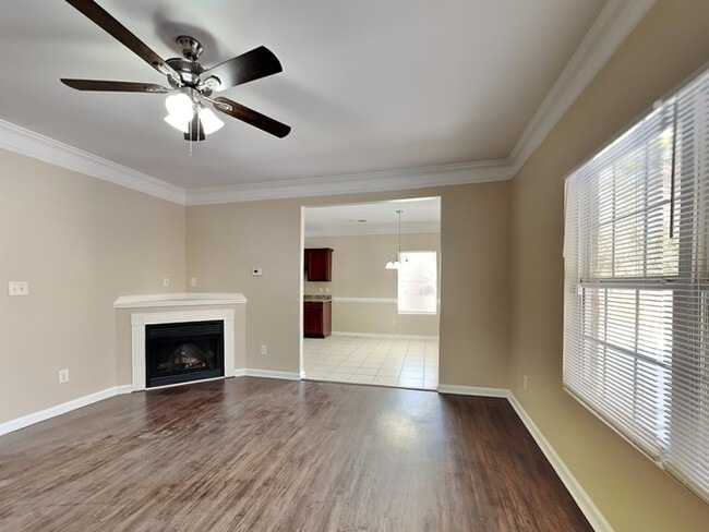 Photo - 608 Beaujolais Ct