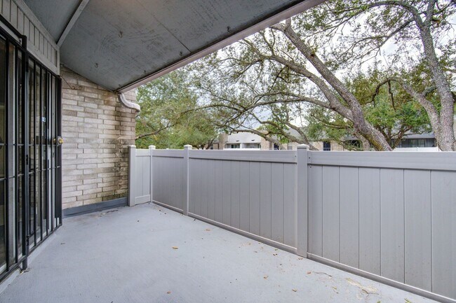 Photo - 10729 Braes Bend Dr