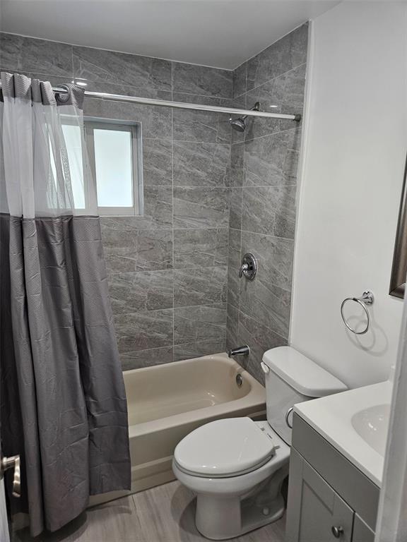 Photo - 2551 NE 7th Ter