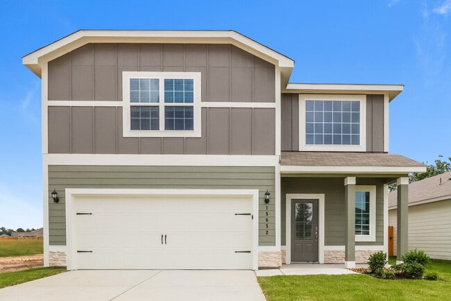 Building Photo - 15652 Plum Brk Dr