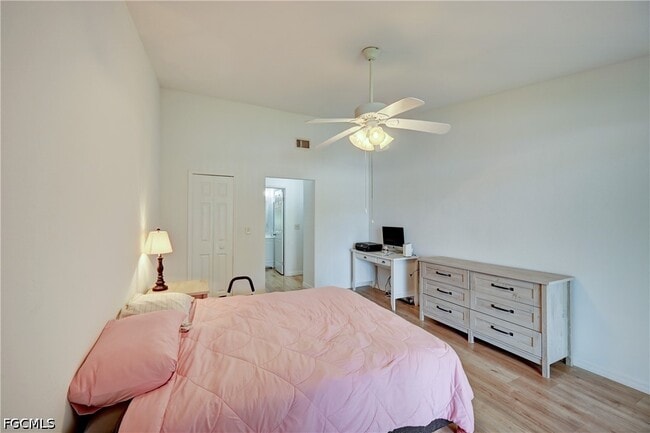 Photo - 1433 SW 51st Ln Unit 98