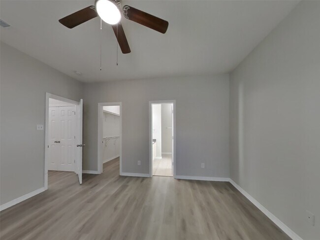 Photo - 21214 Peachvine Ln